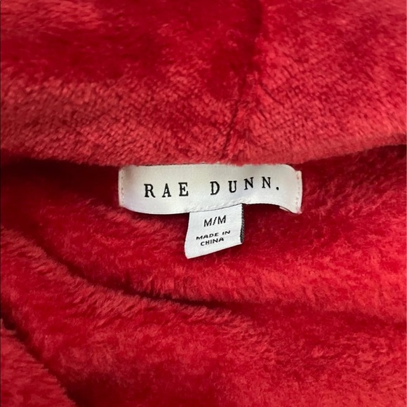 Rae Dunn women’s robe - Picture 2 of 3
